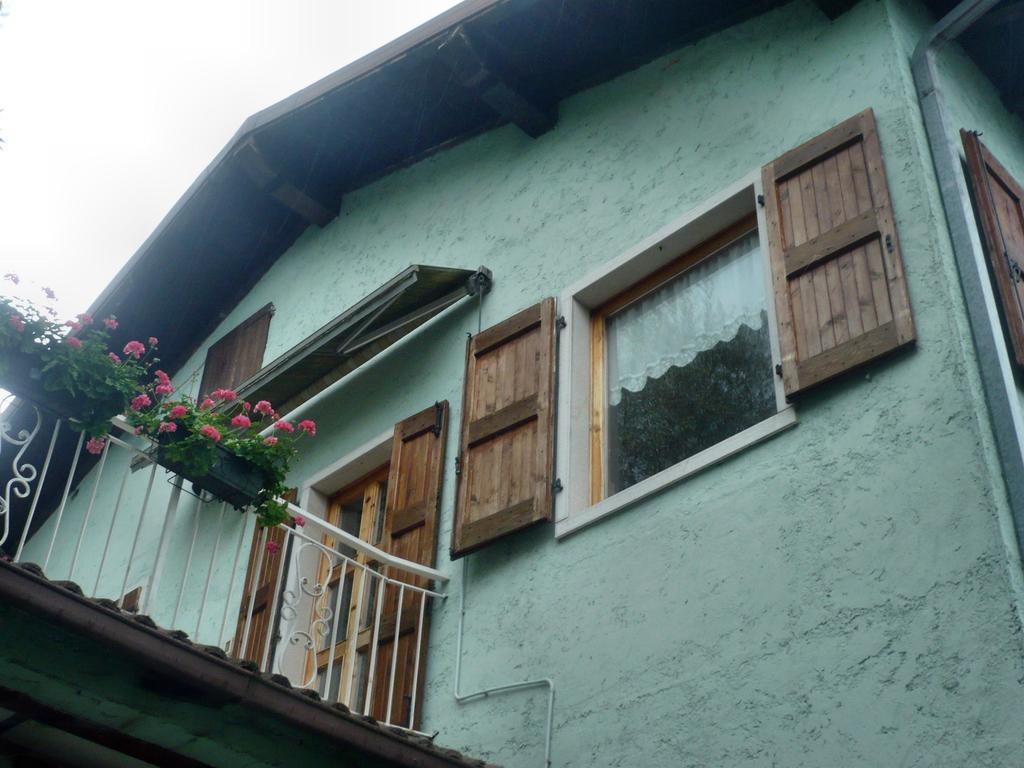 Appartamento Michela Brenzone sul Garda Ruang foto