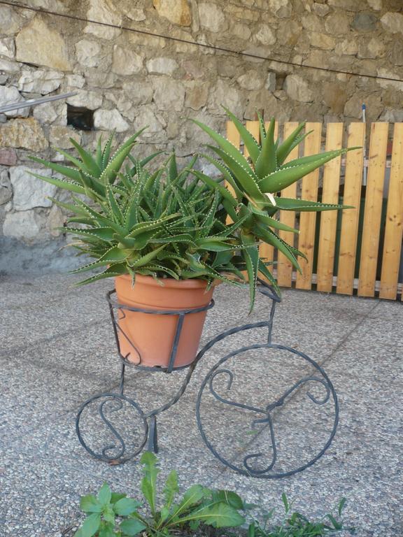 Appartamento Michela Brenzone sul Garda Ruang foto
