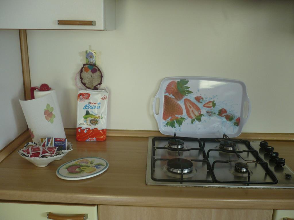 Appartamento Michela Brenzone sul Garda Ruang foto