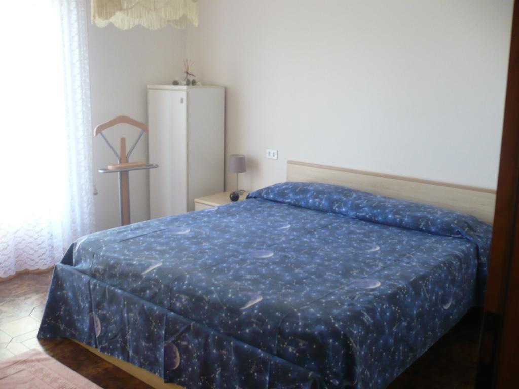 Appartamento Michela Brenzone sul Garda Ruang foto