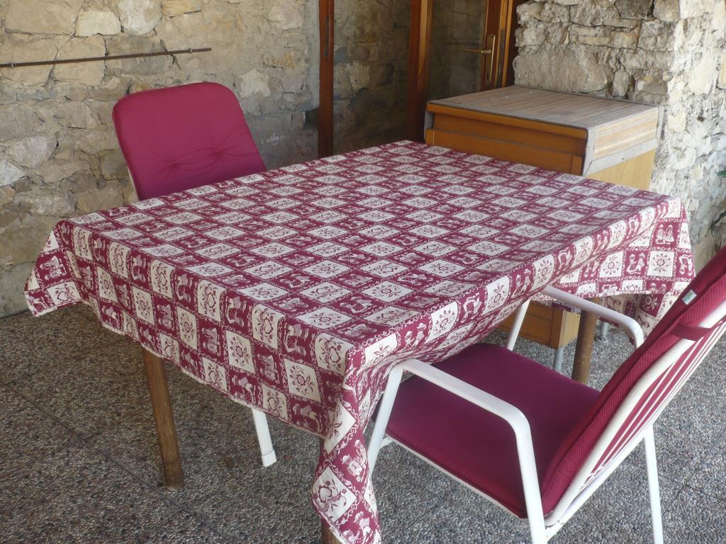 Appartamento Michela Brenzone sul Garda Ruang foto